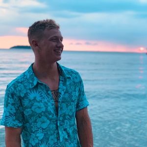 Meet your Posher, Frank